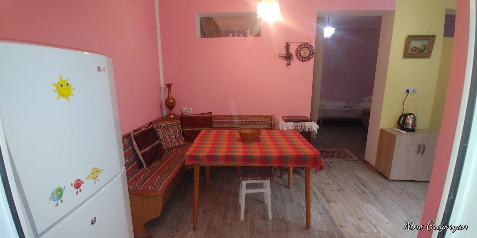 Guest House Nise Tbilisi Exteriér fotografie