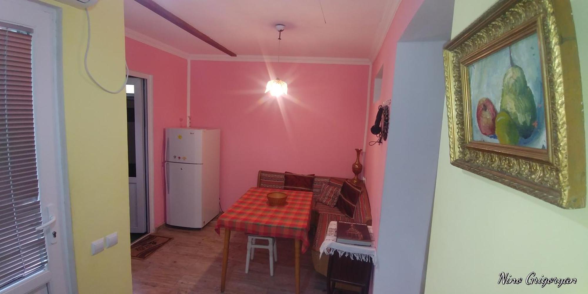 Guest House Nise Tbilisi Exteriér fotografie